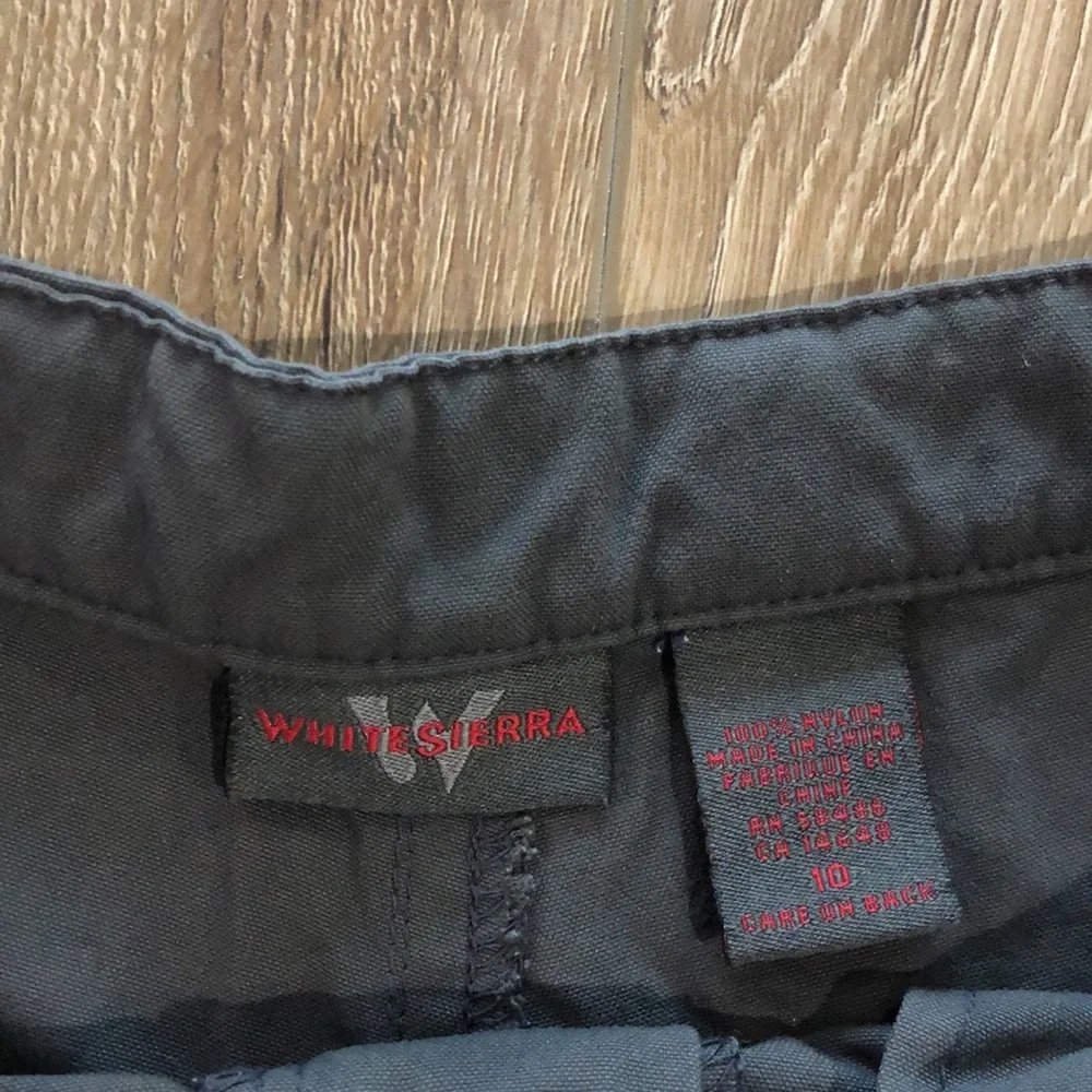 Like new! - WHITE SIERRA Hiking/Trail Shorts - Picture 2 of 11